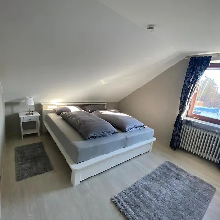 Apartmán 2 Zimmer-wohnung Ruhig Modern Zentrumsnah *