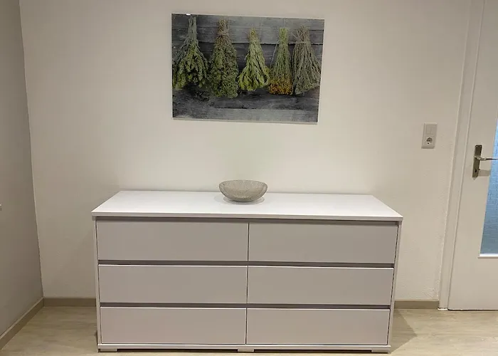 2 Zimmer-wohnung Ruhig Modern Zentrumsnah